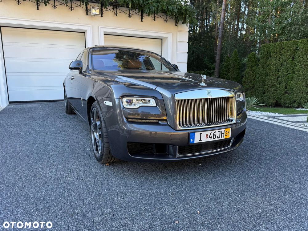 Rolls-Royce Ghost Standard - 16