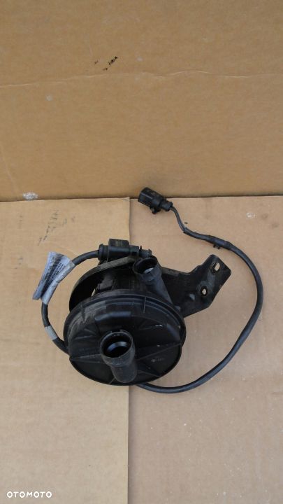 AUDI RS6 C6 POMPA POWIETRZA WTÓRNEGO 07L959231E EU - 1