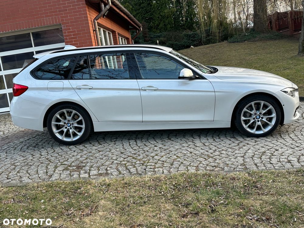 BMW Seria 3 335d Touring xDrive Luxury Line - 35