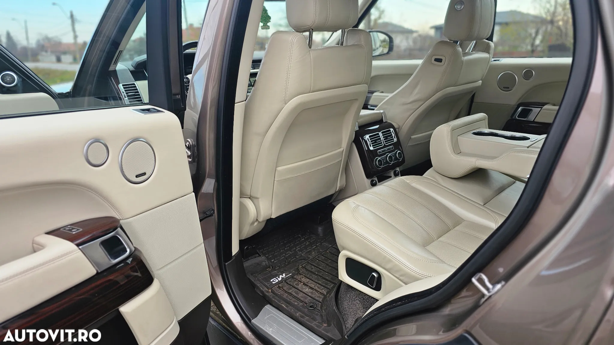 Land Rover Range Rover Vogue - 17
