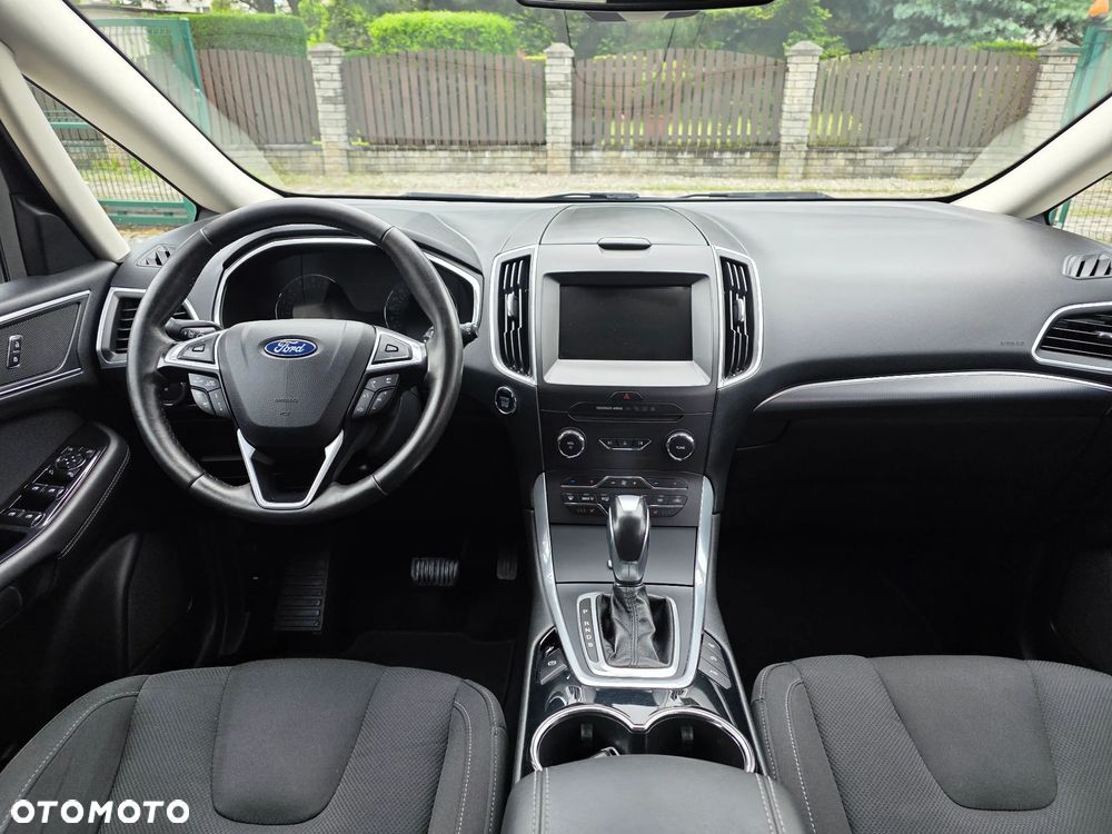 Ford S-Max 2.0 TDCi Titanium PowerShift - 8