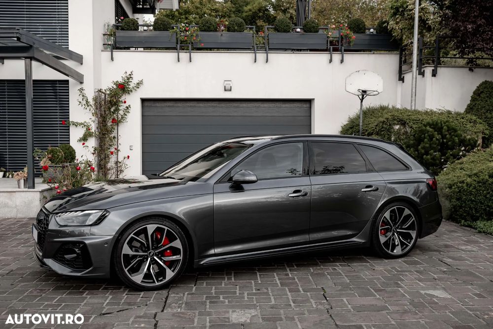 Audi RS4 Avant quattro Tiptronic - 1