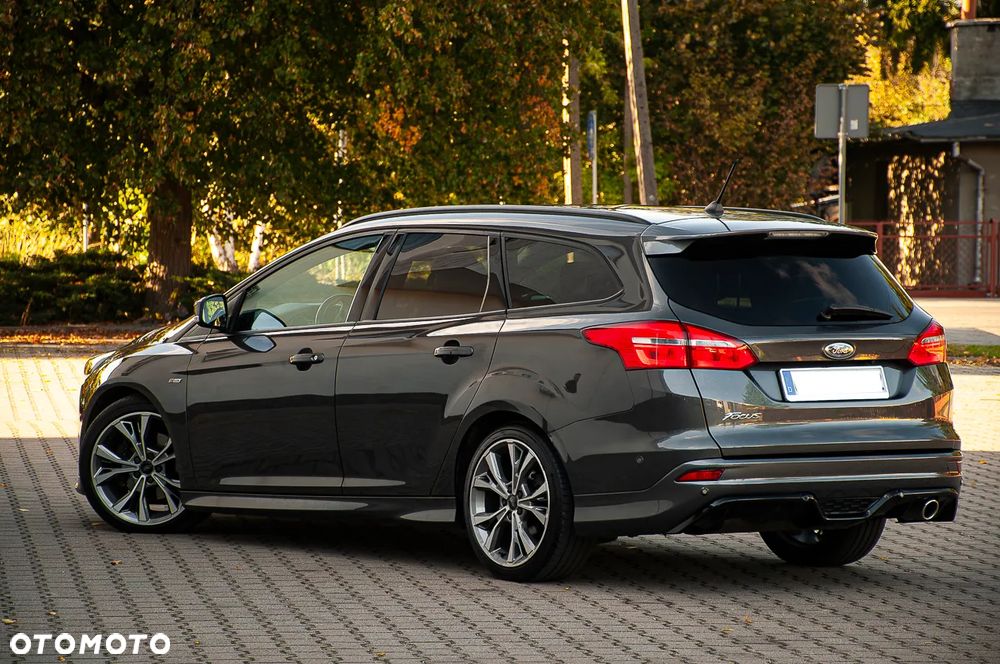 Ford Focus 2.0 TDCi ST-2 PowerShift - 16
