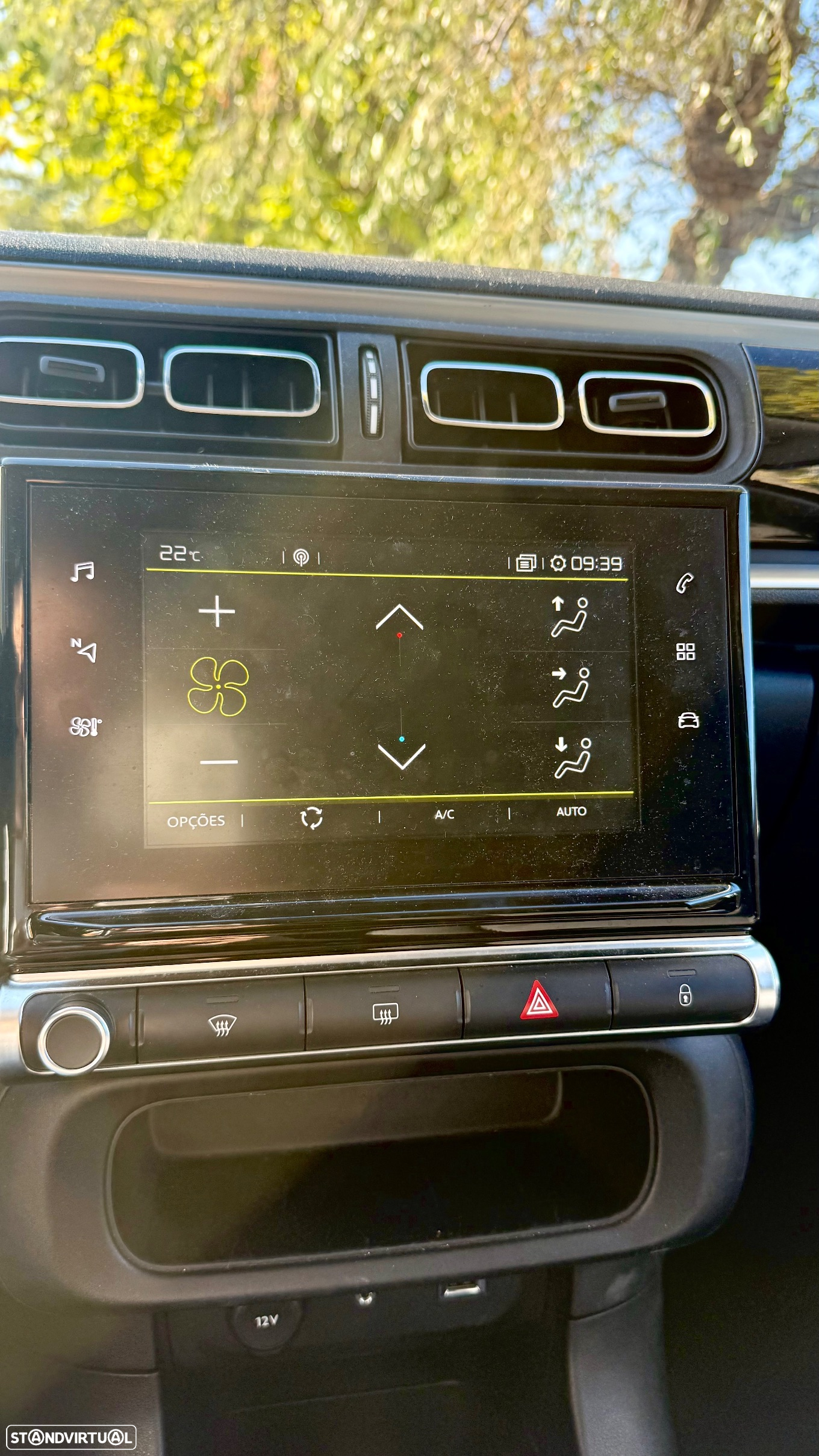Citroën C3 1.2 PureTech Shine - 4