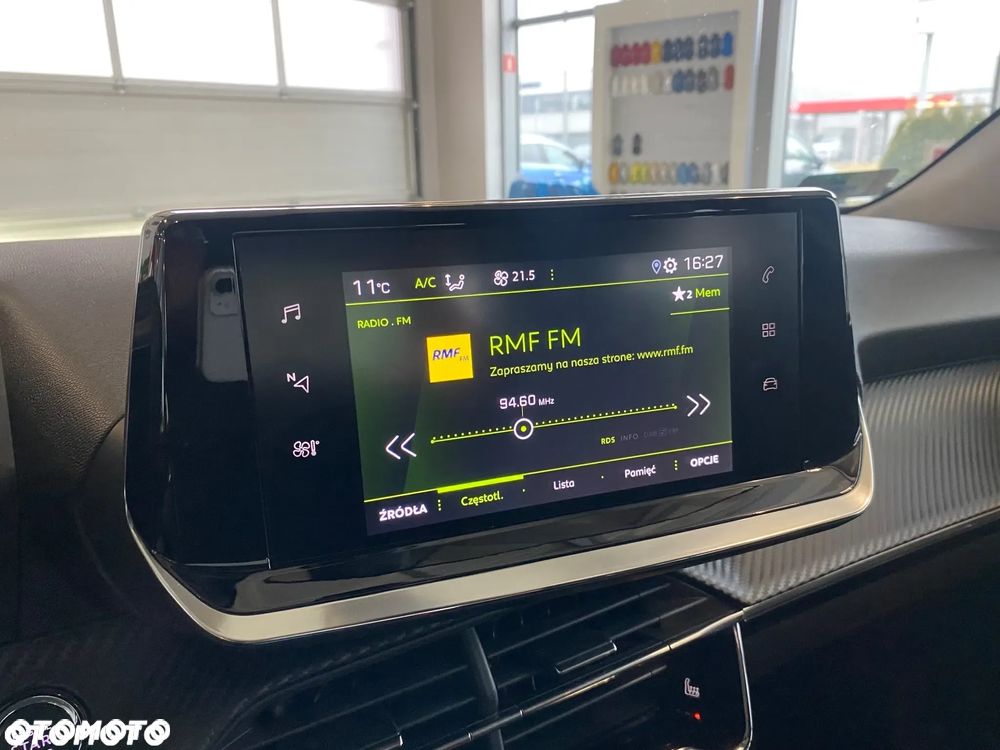 Peugeot 2008 1.2 PureTech Allure S&S - 11