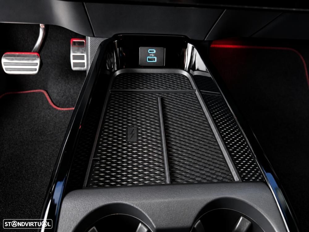 Ford Mustang Mach-E 75.7 kWh Premium AWD - 36