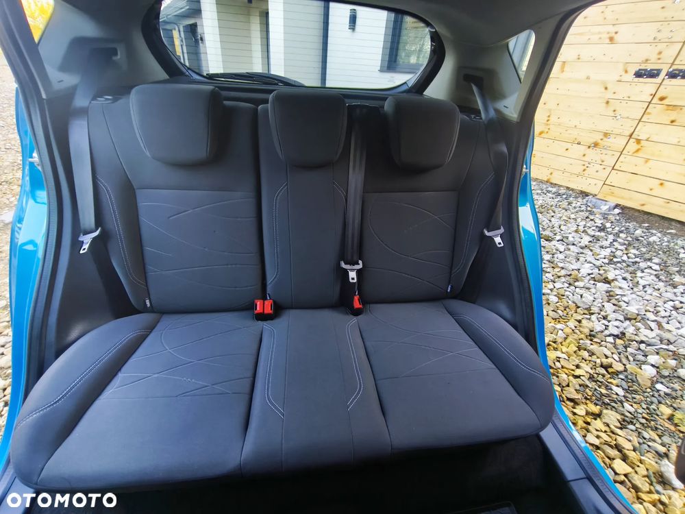 Ford Fiesta - 10