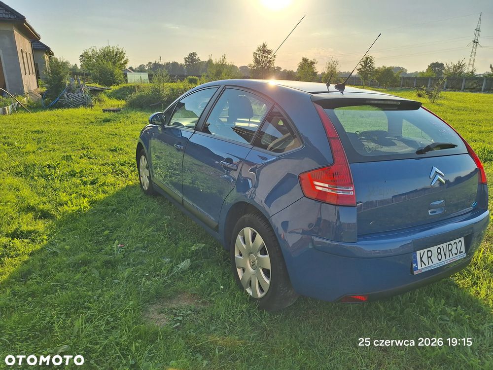 Citroën C4 1.6 HDi Equilibre - 4