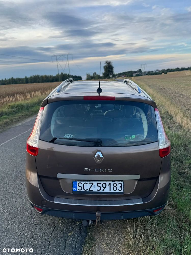 Renault Grand Scenic Gr 1.9 dCi Bose Edition - 16