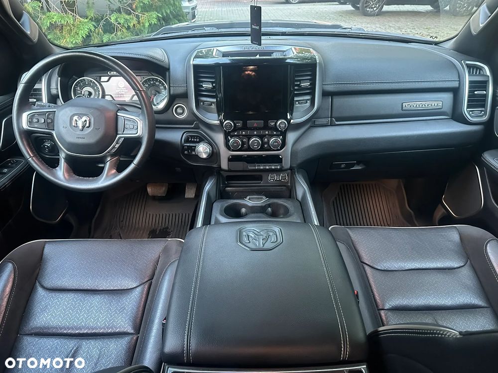 RAM 1500 5.7 Crew Cab Shortbed Laramie Sport - 19