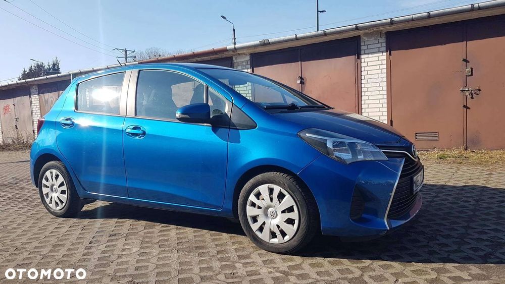 Toyota Yaris 1.4 D-4D Premium EU6 - 4