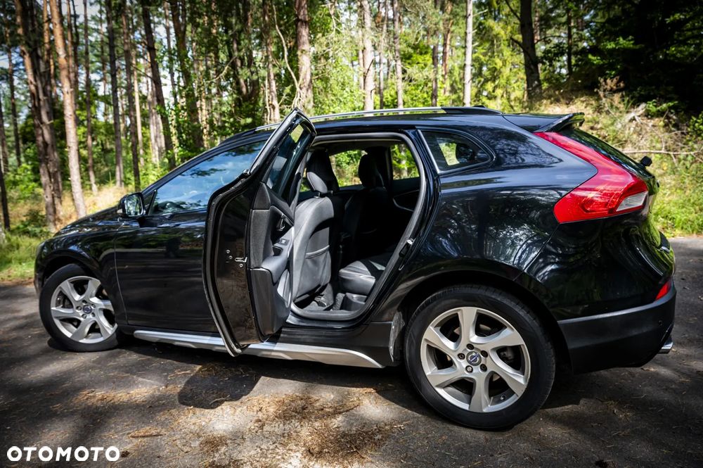 Volvo V40 D4 Momentum - 10