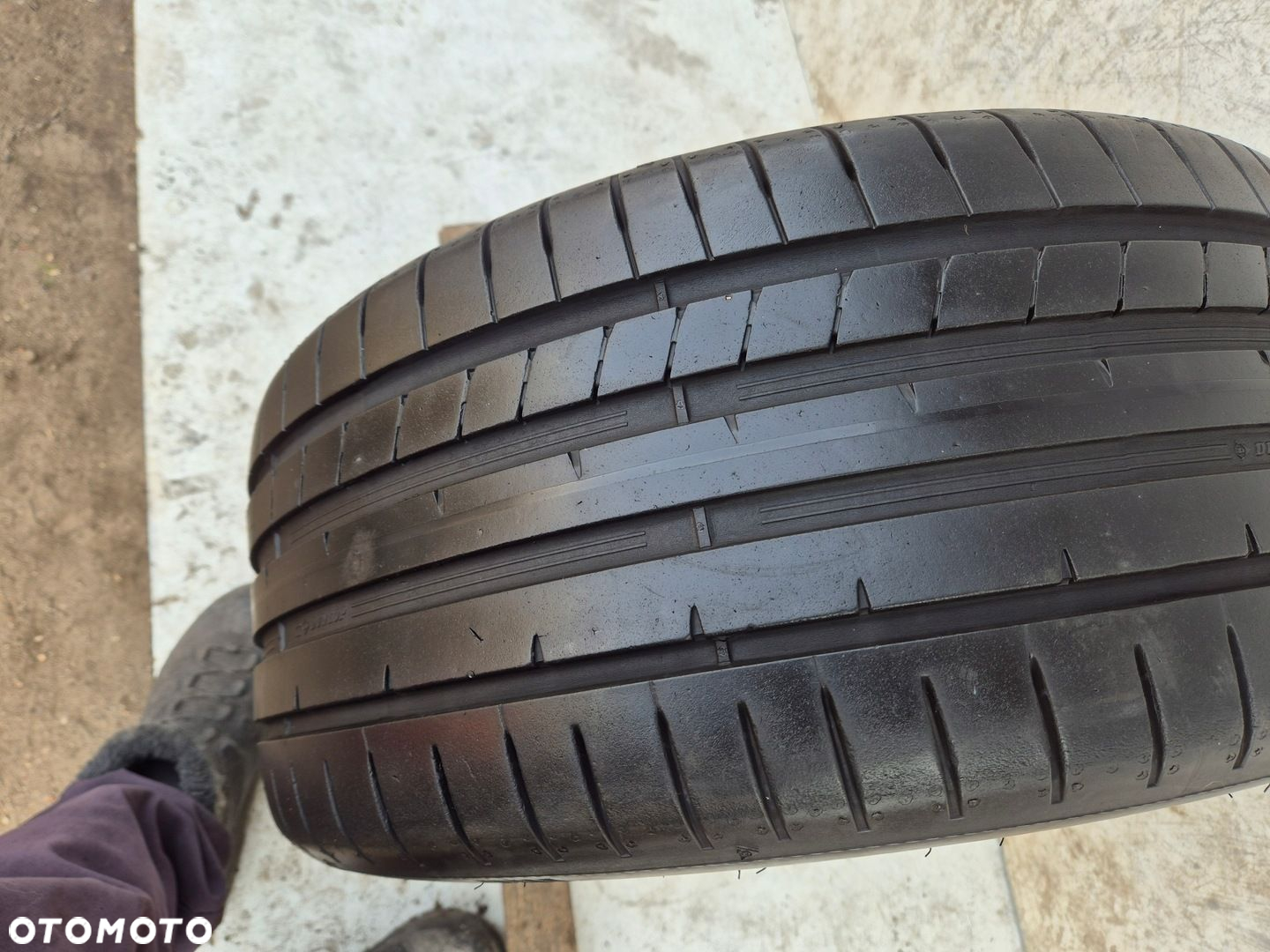 Dunlop SportMaxx RT 2 235/40R18 95 Y rant ochronny, wzmocnienie XL - 4