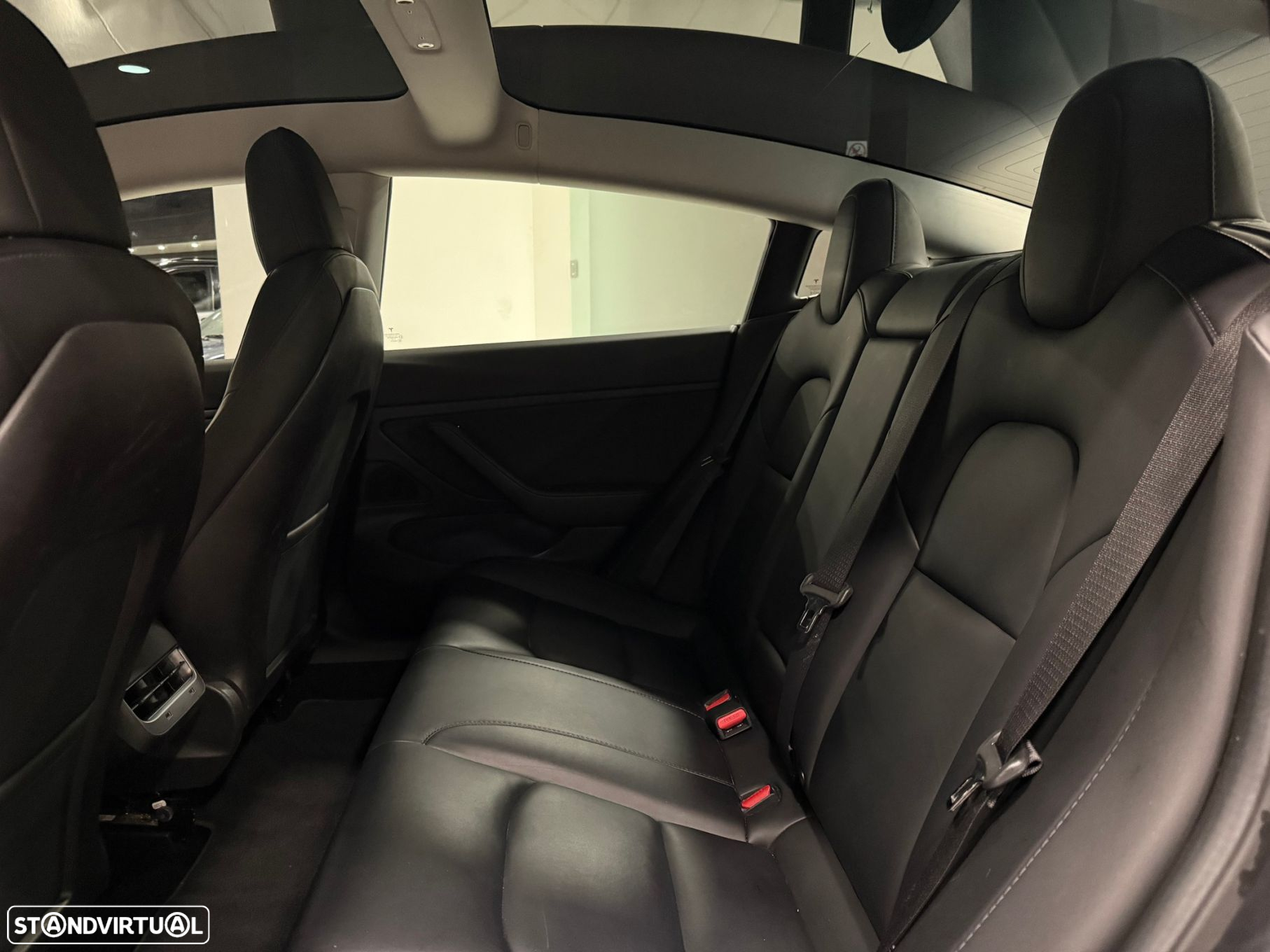 Tesla Model 3 Long-Range Dual Motor AWD - 28