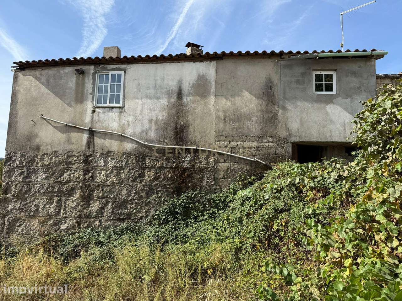 Moradia T3 em Moimenta de Raia — onde Portugal se encontra com Espanha - Grande imagem: 4/54