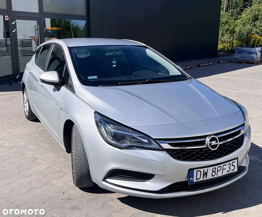 Opel Astra 1.6 CDTI Enjoy - 2
