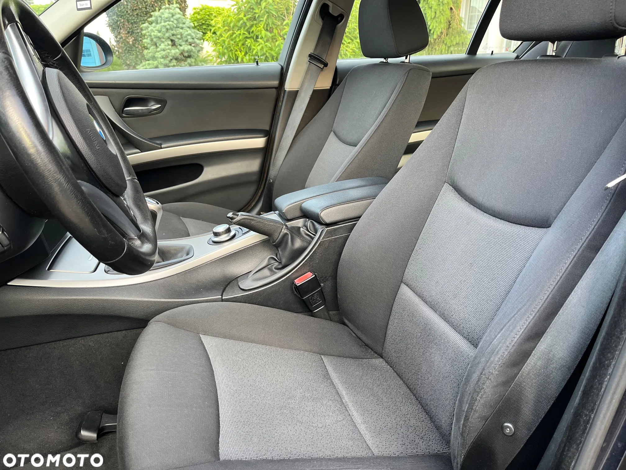 BMW Seria 3 318i - 11