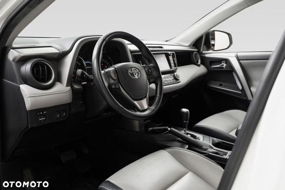 Toyota RAV4 2.5 Hybrid Executive 4x4 - 16