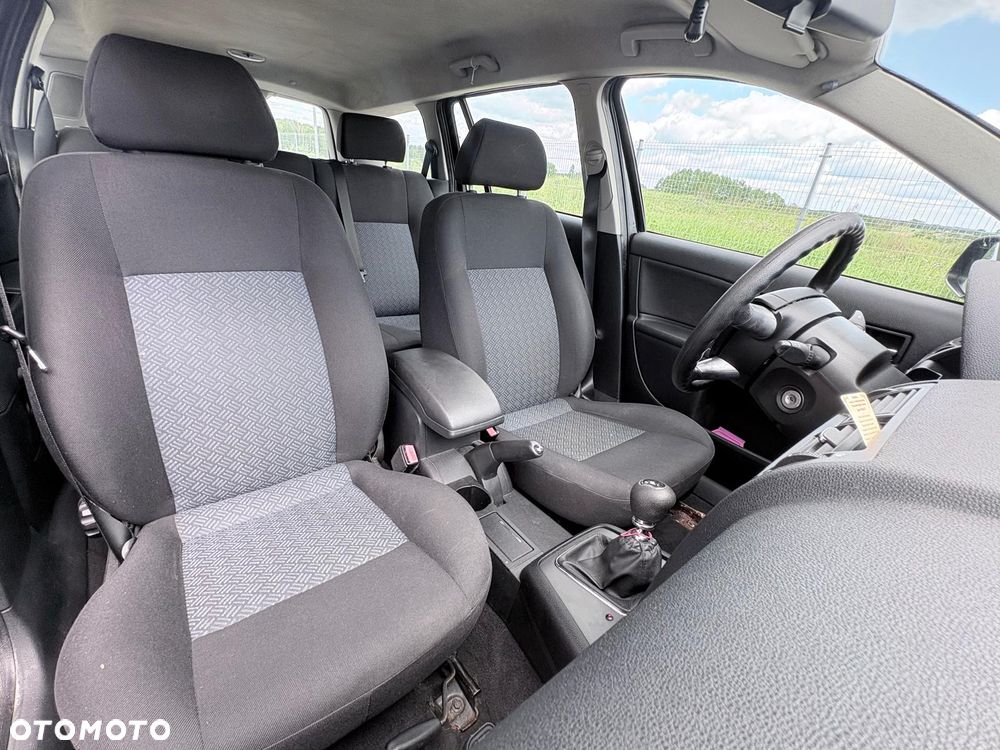 Ford Mondeo 2.0 TDCI Ambiente - 21