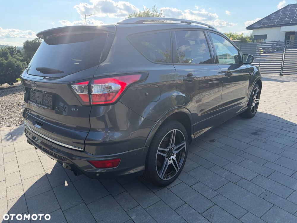 Ford Kuga 2.0 TDCi AWD ST-Line - 4