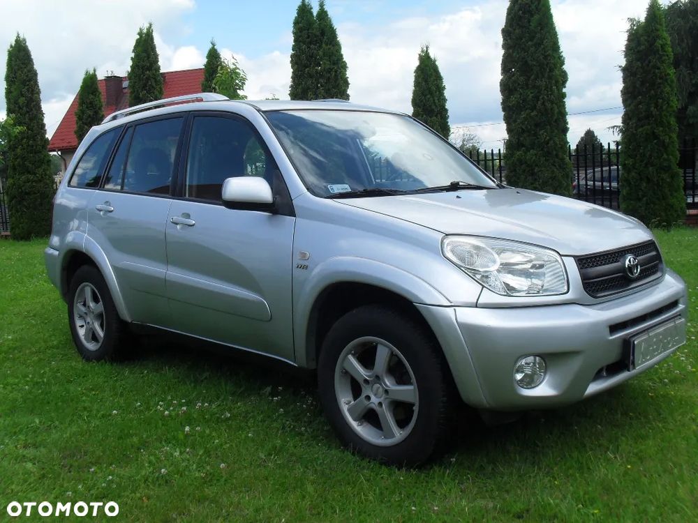 Toyota RAV4 2.0 VVT-i 4x4 - 18