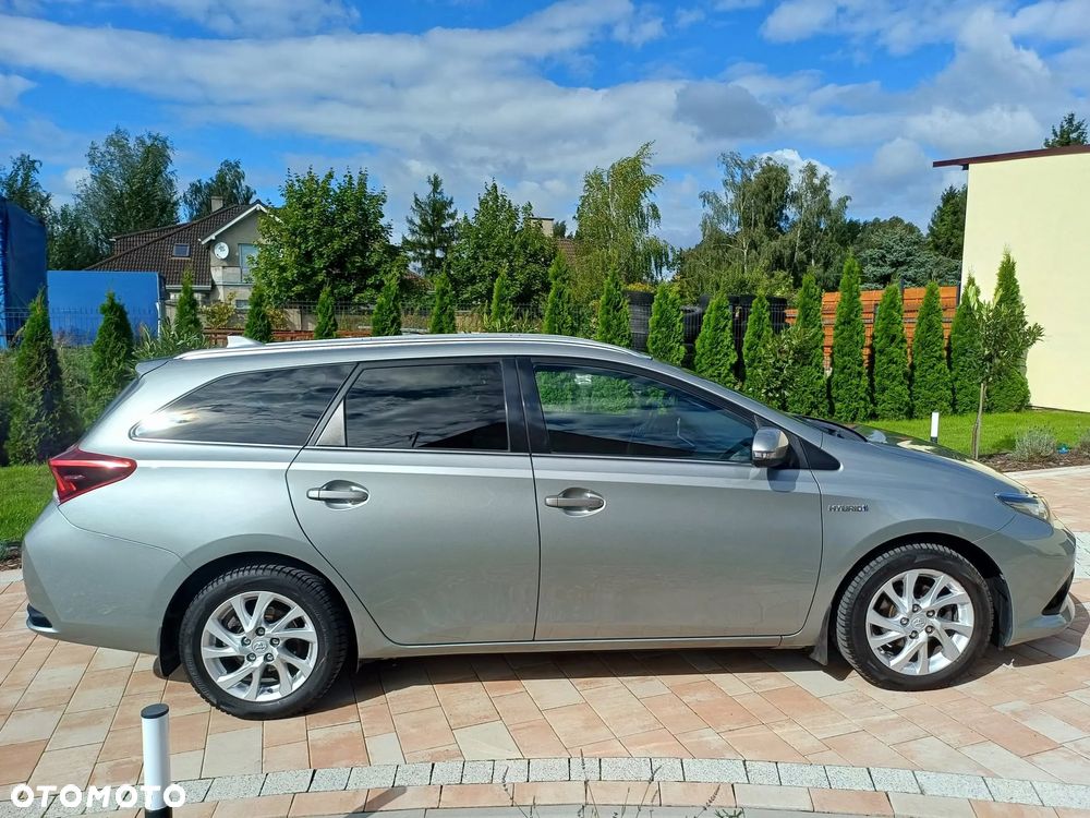 Toyota Auris 1.8 HSD Luna - 8