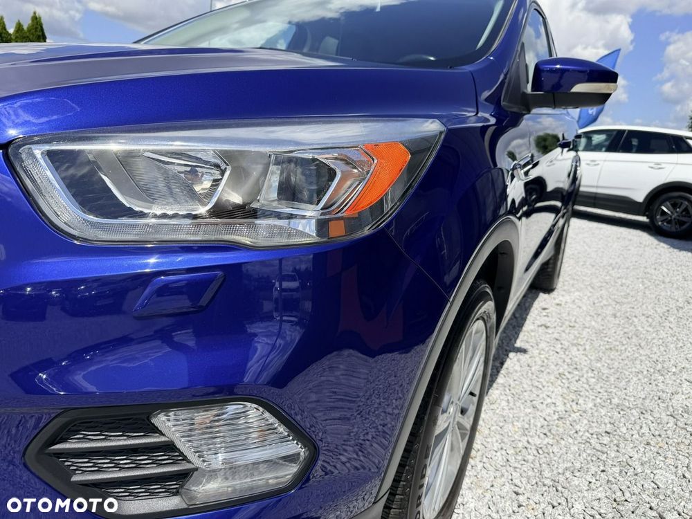 Ford Kuga 2.0 TDCi 4x2 Titanium - 4