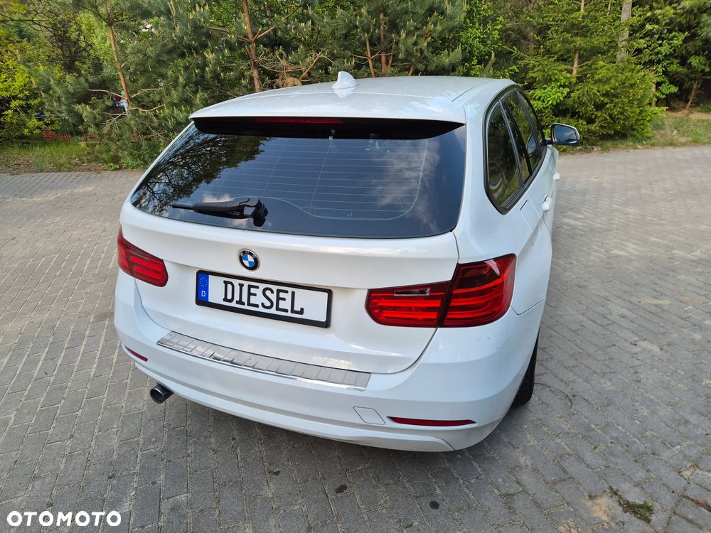 BMW Seria 3 318d Modern Line - 14