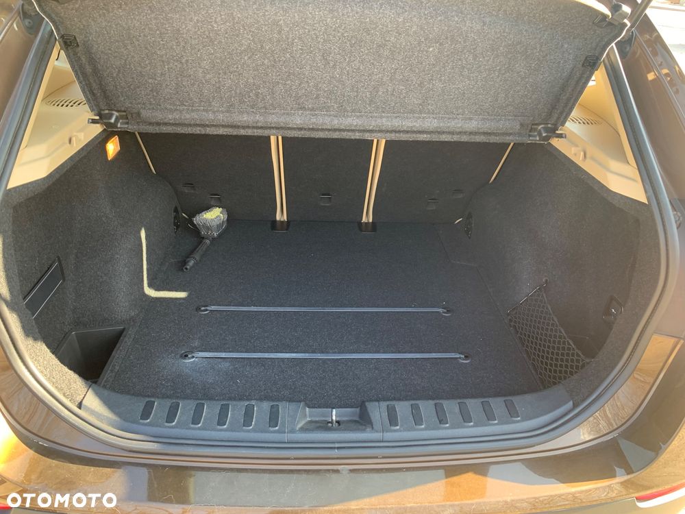 BMW X1 xDrive20d - 15