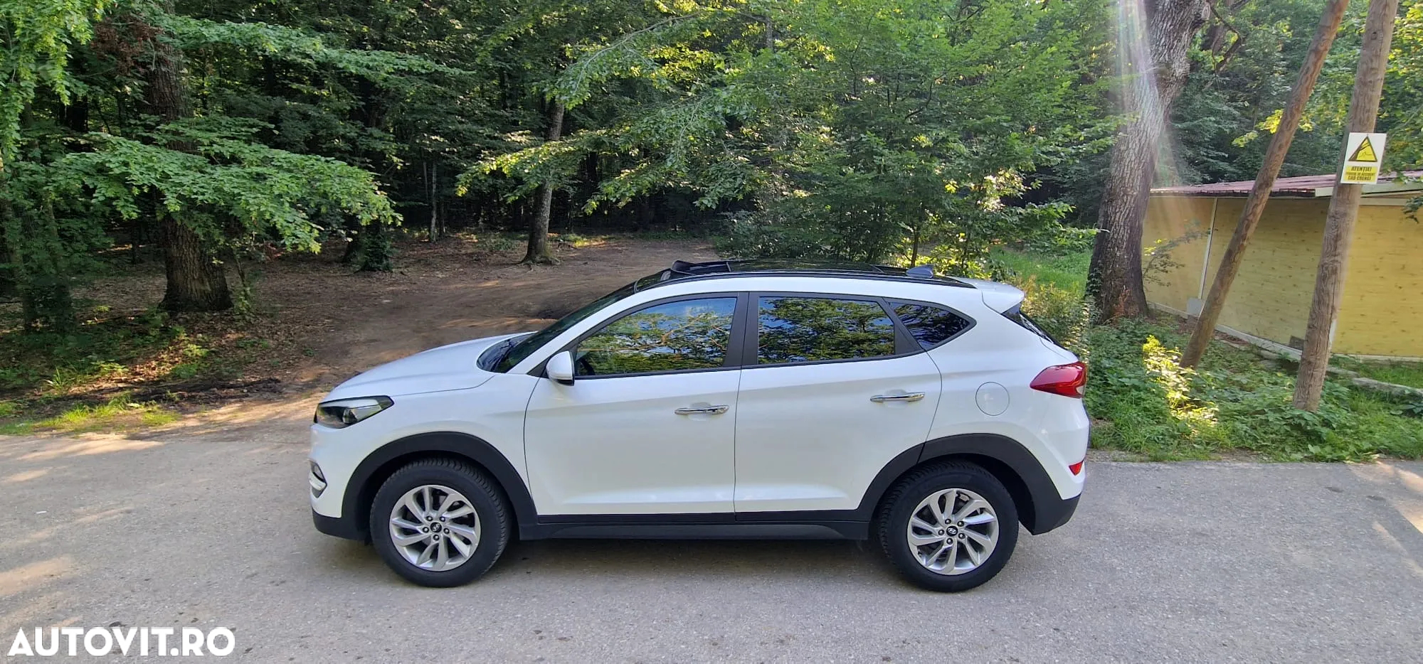 Hyundai Tucson blue 1.7 CRDi 2WD Passion Plus - 25
