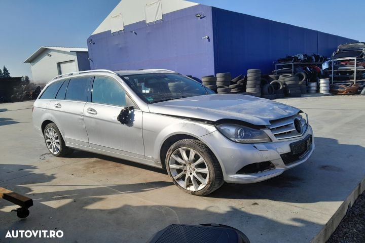 Dezmembrez Mercedes-Benz C-Class W204/S204/C204 [facelift] [2011 - 20 - 2