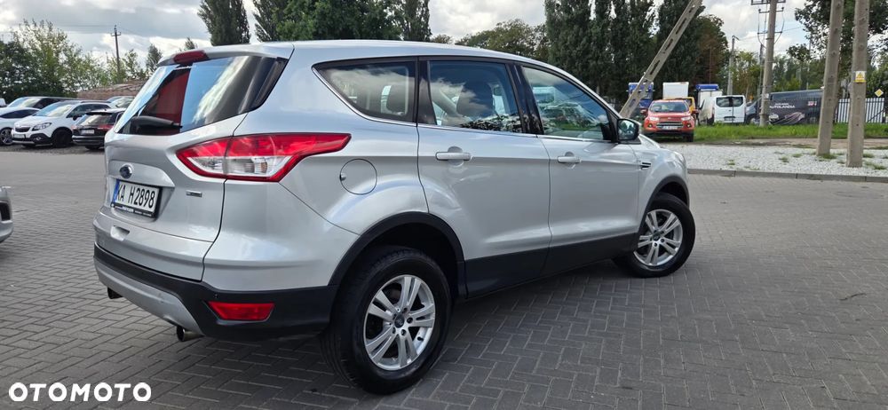 Ford Kuga 1.6 EcoBoost 2x4 Trend - 19
