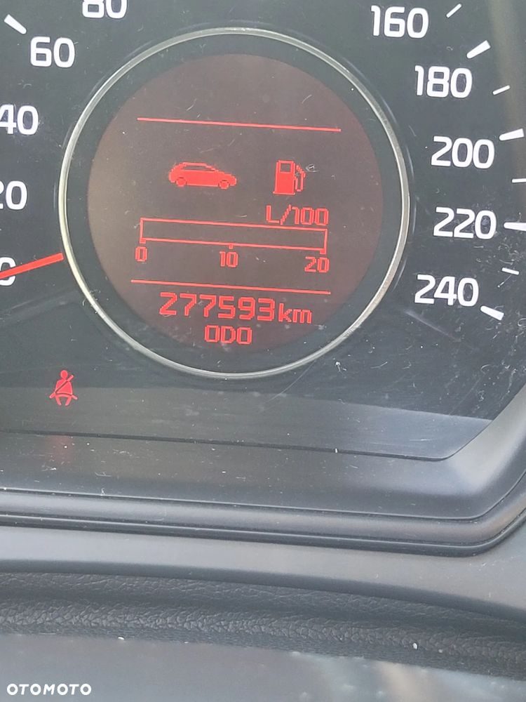 Kia Ceed 1.4 M - 6