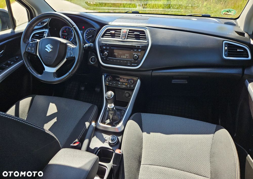 Suzuki SX4 S-Cross 1.6 DDiS Premium Plus 4WD - 16