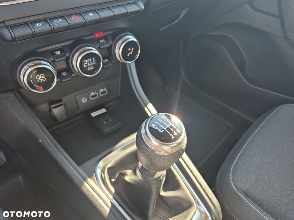 Renault Captur 1.0 TCe Equilibre - 17