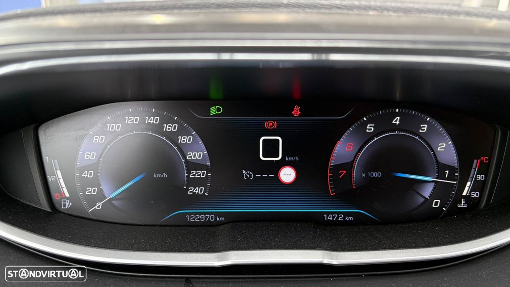 Peugeot 3008 PureTech 130 Stop & Start GPF Active - 5