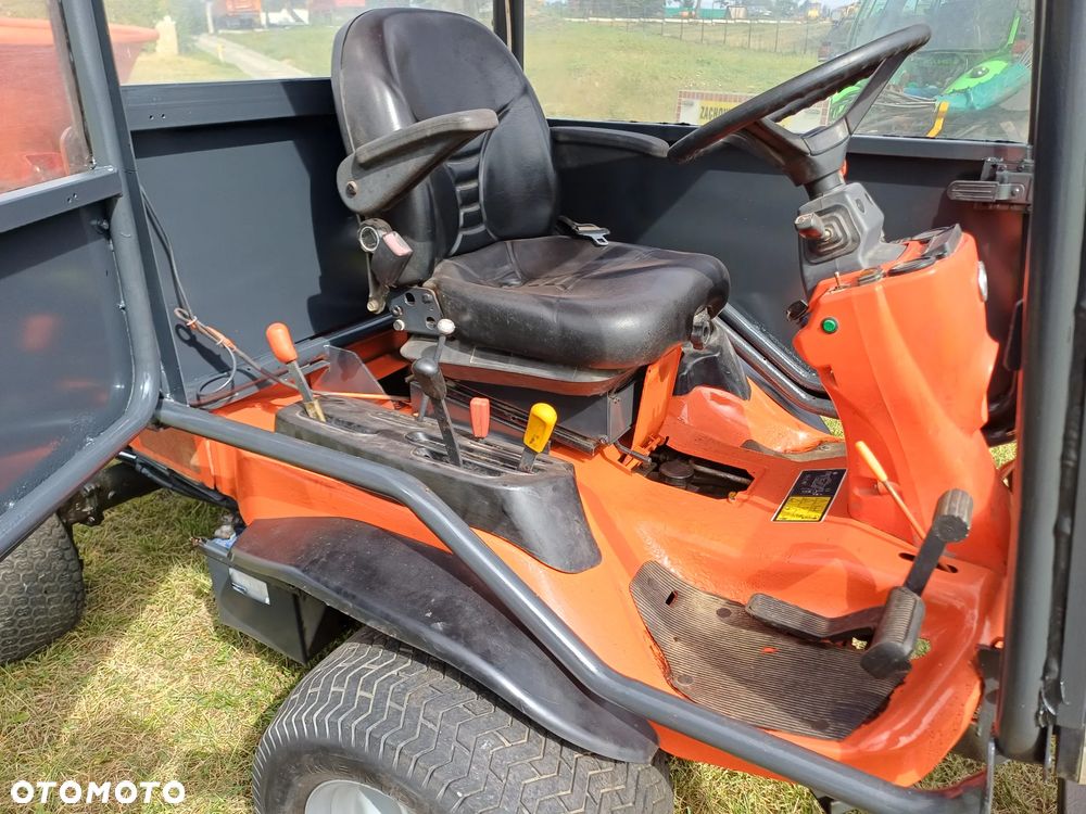 Kubota F3680 - 9