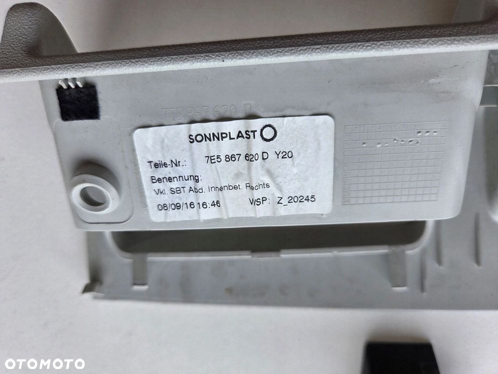 VW T5 LIFT T6 klamka obudowa nakładka drzwi przesuwnych prawych 7E5867620D - 2