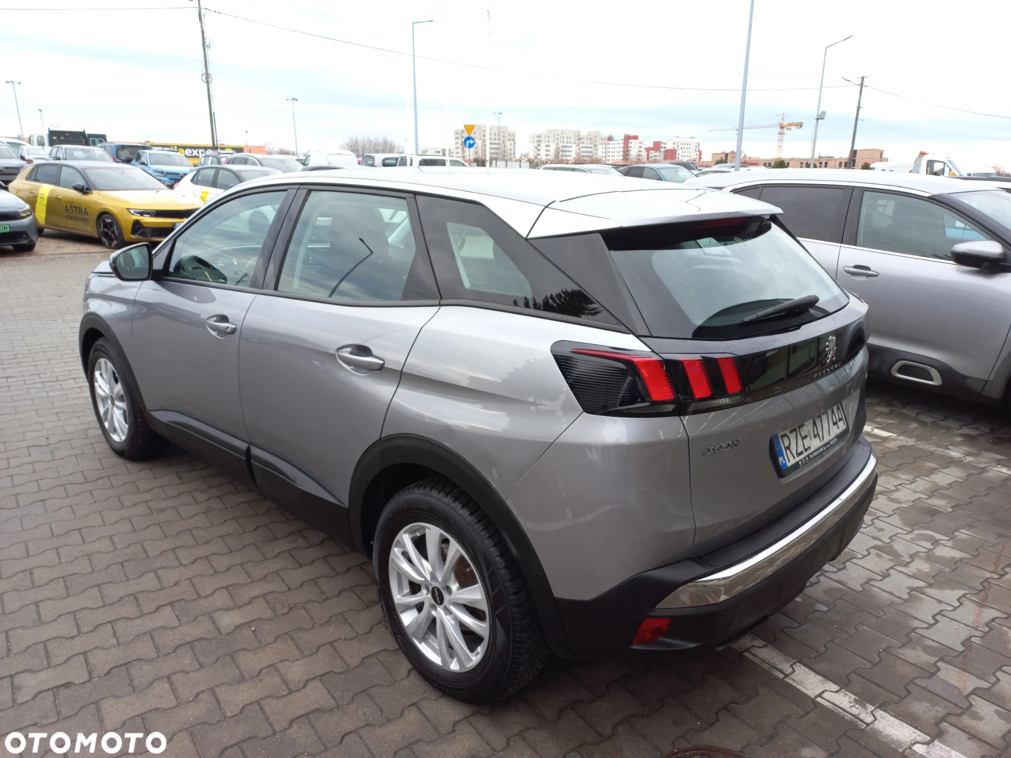 Peugeot 3008 1.2 PureTech Active S&S - 8