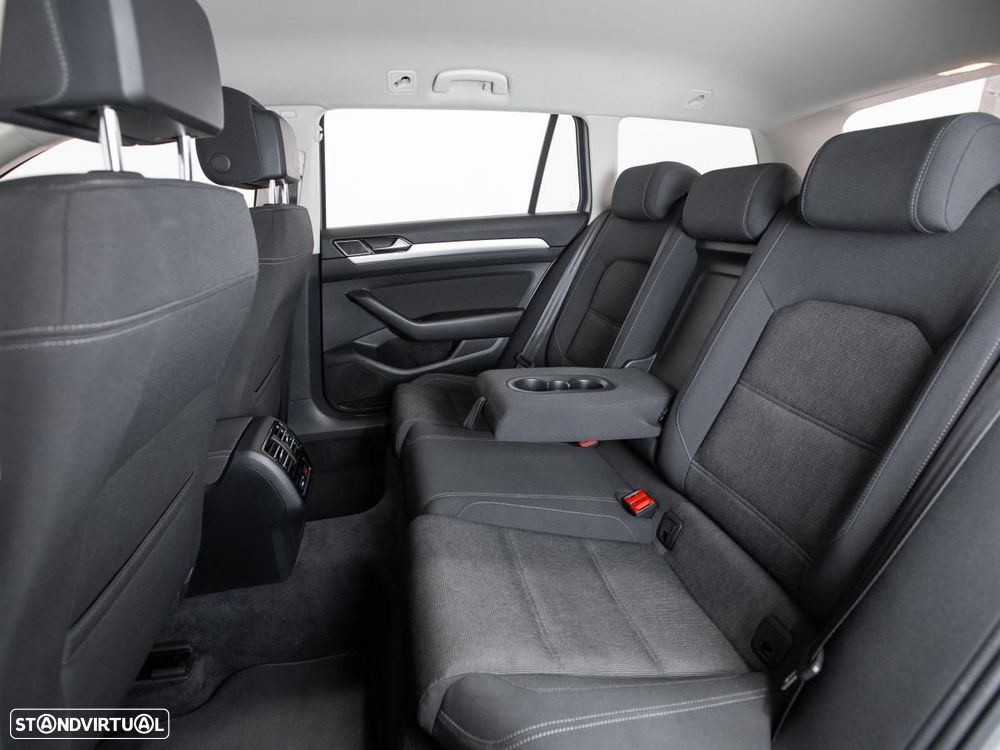 VW Passat Variant 1.6 TDI Confortline - 10