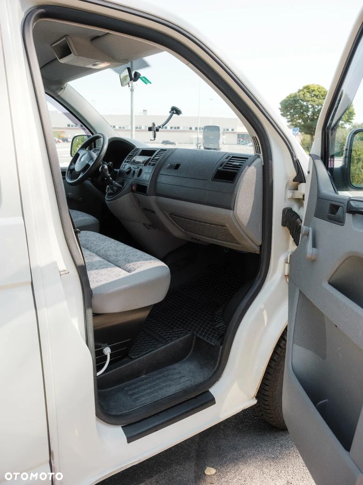 Volkswagen Transporter T5 - 13