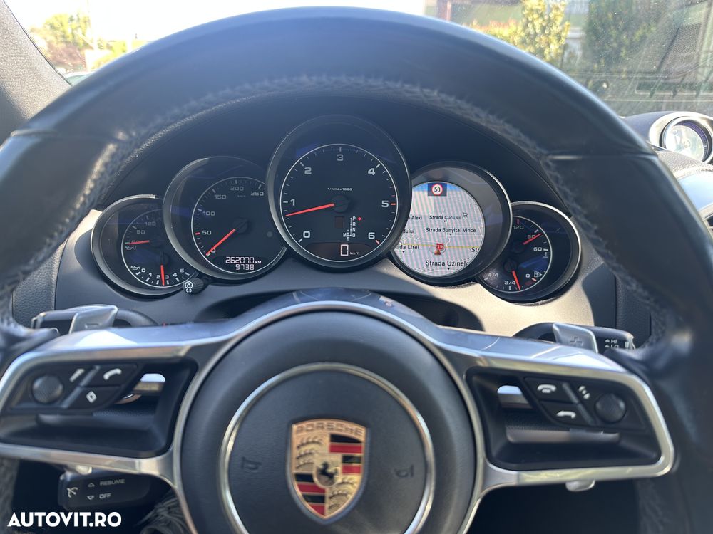 PORSCHE Cayenne 2017 — imagine 9