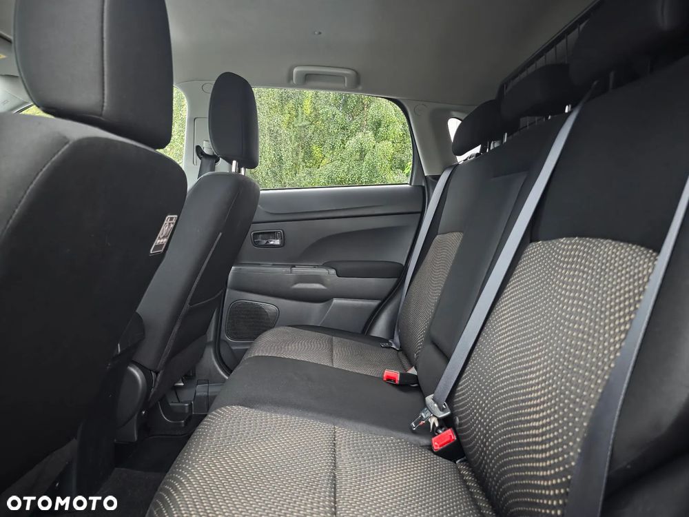 Mitsubishi ASX 1.6 Instyle - 26