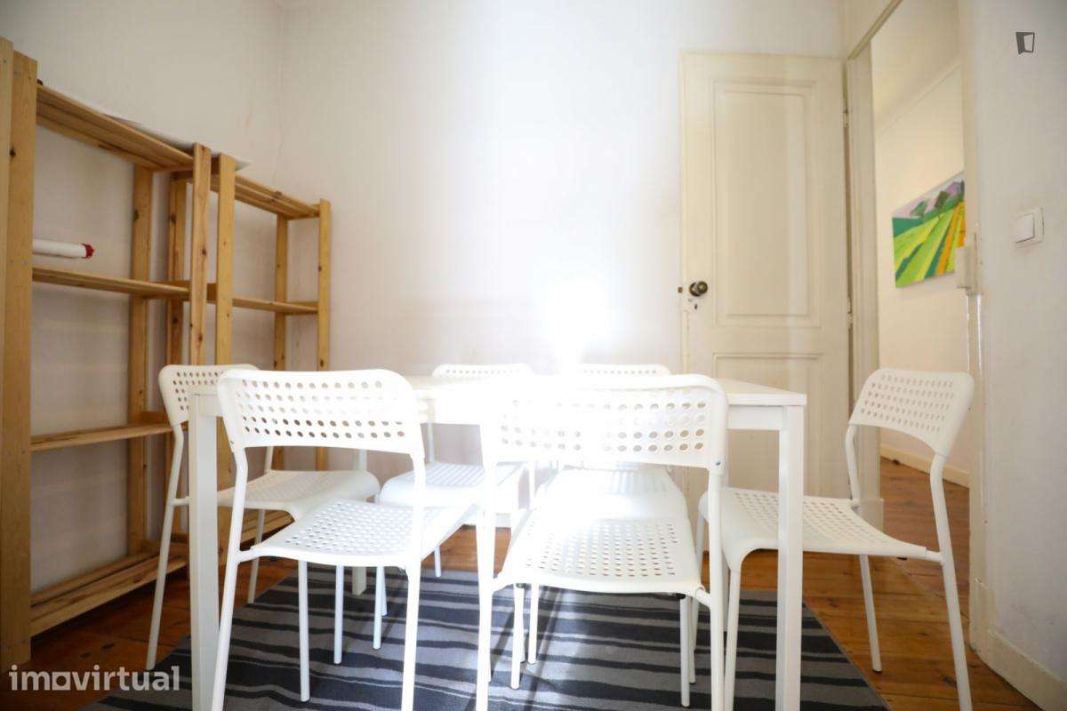 Quarto - localizado em Arroios Lisbon - Grande imagem: 4/40