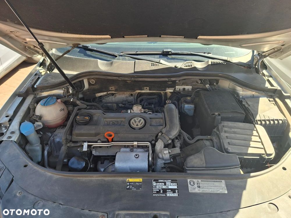 Volkswagen Passat 1.4 TSI Comfortline - 16