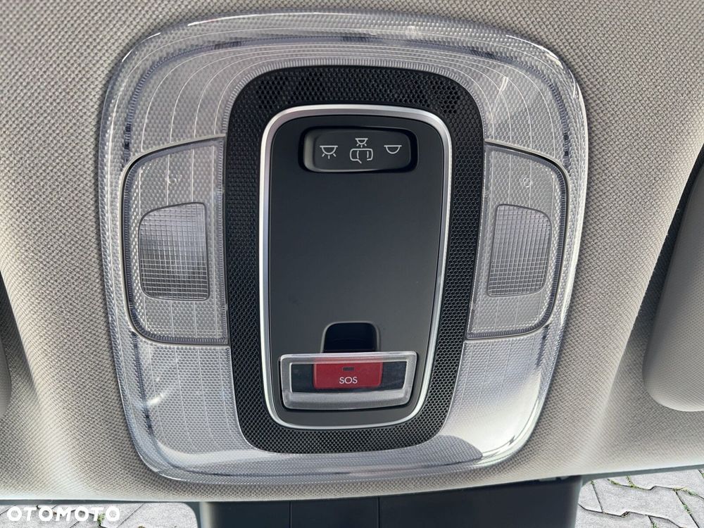 Hyundai Elantra 1.6 Smart CVT - 36