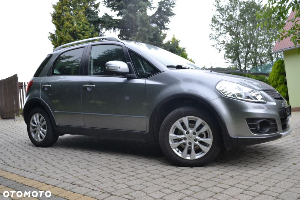 Suzuki SX4 1.6 Premium 4WD - 23