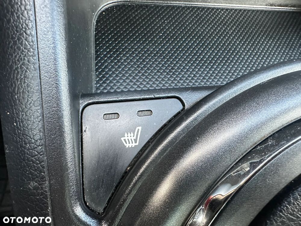 Kia Sportage 2.0 M 2WD - 18