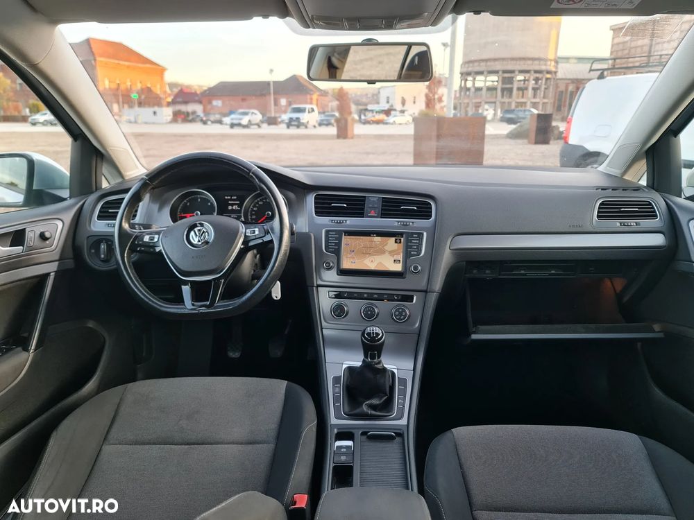 Volkswagen Golf 1.6 TDI BlueMotion Technology Lounge - 14