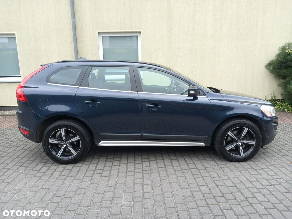 Volvo XC 60 D3 Geartronic Summum - 12